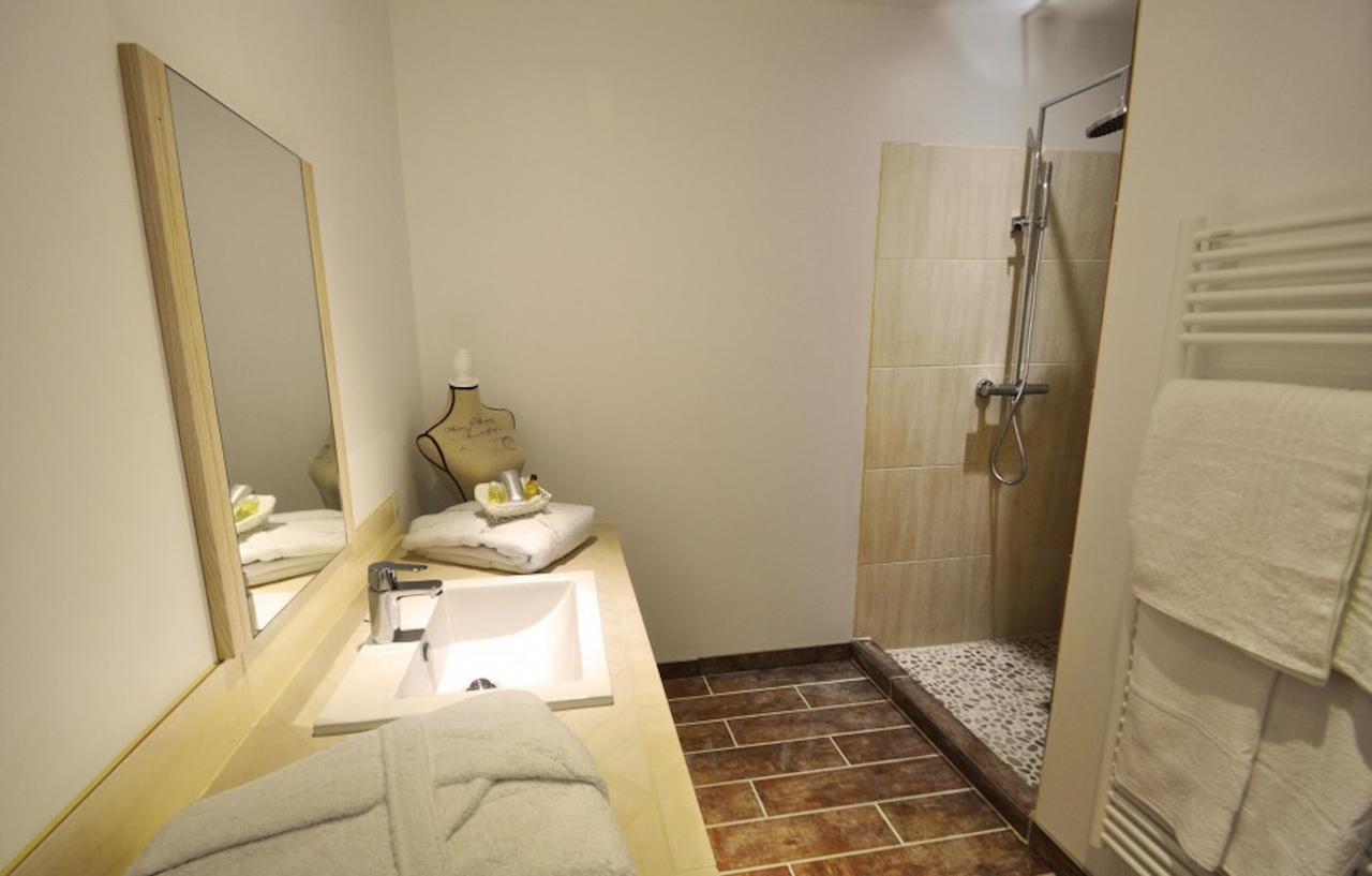 Bed and Breakfast L'Ilot Vignes Rauzan Экстерьер фото