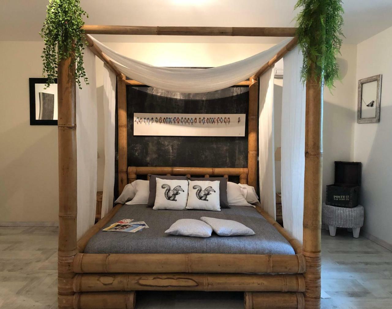 Bed and Breakfast L'Ilot Vignes Rauzan Экстерьер фото